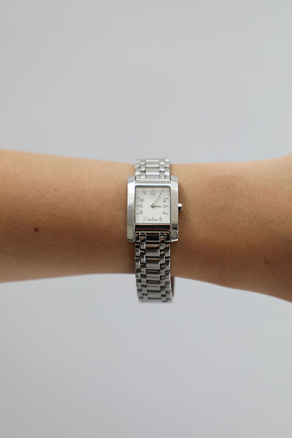 Fendi 7000L Watch - Silver Band & White Dial