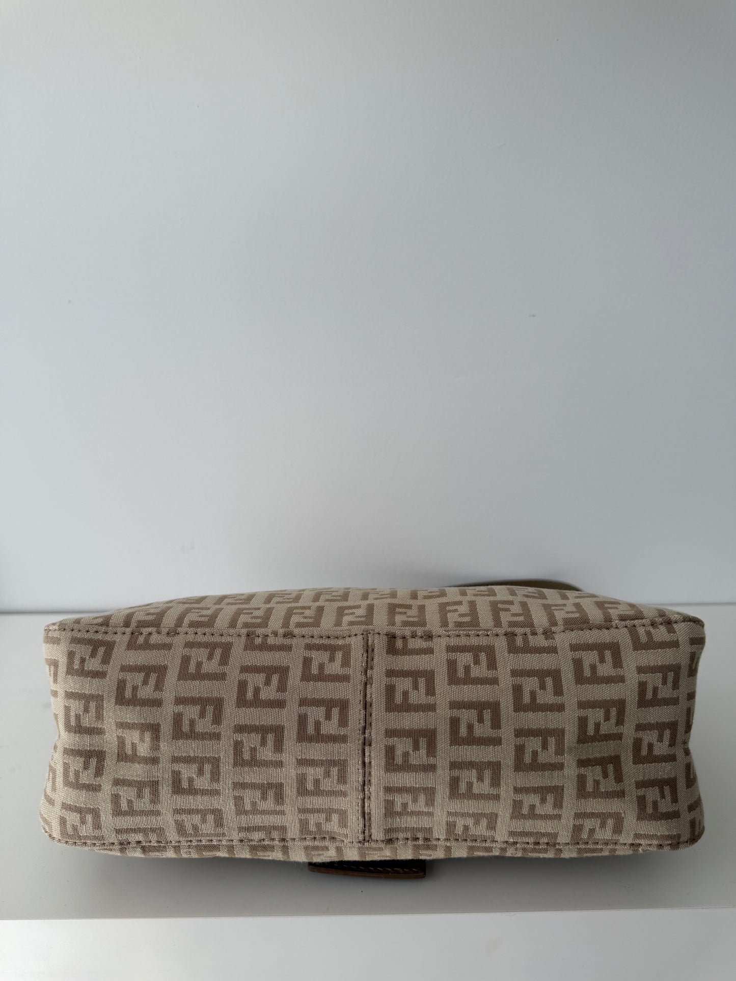 Fendi Zucca Baguette - Beige & Cream