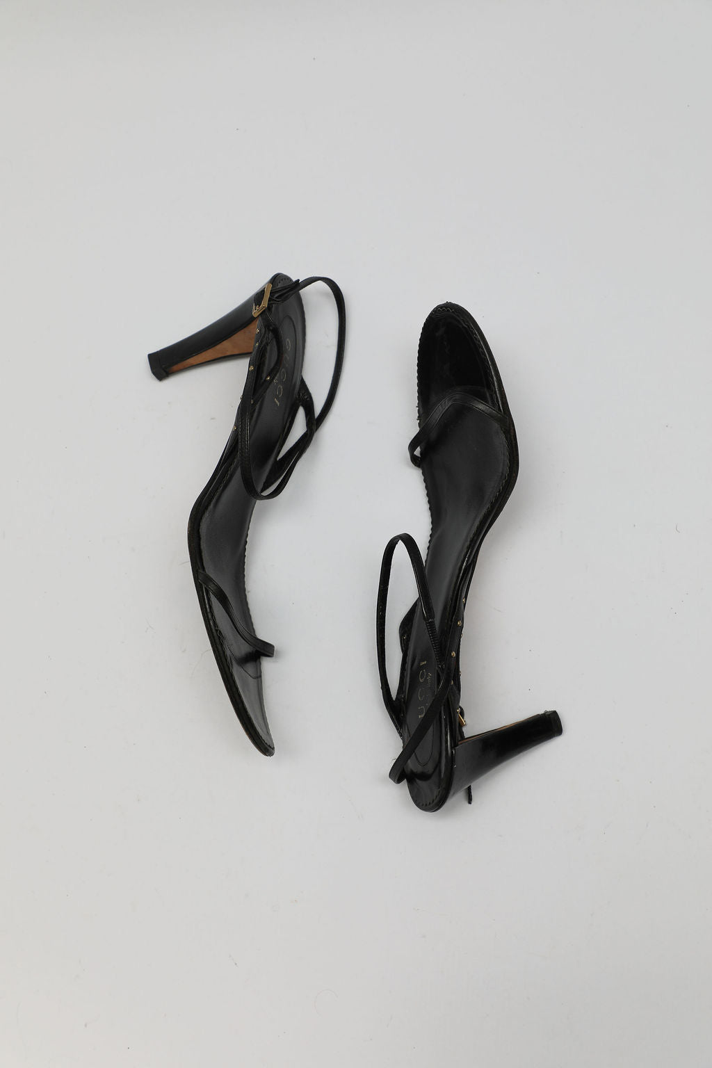 Gucci Black Leather Strappy Sandals (US 10)