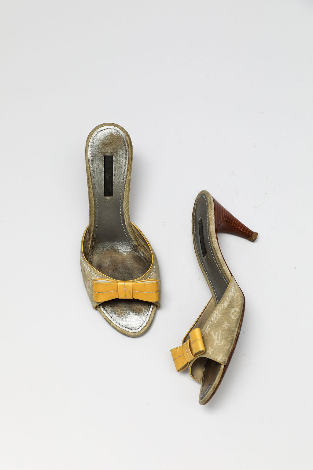 Louis Vuitton Monogram Mini Lin Bow Mule Heels (EU 38)