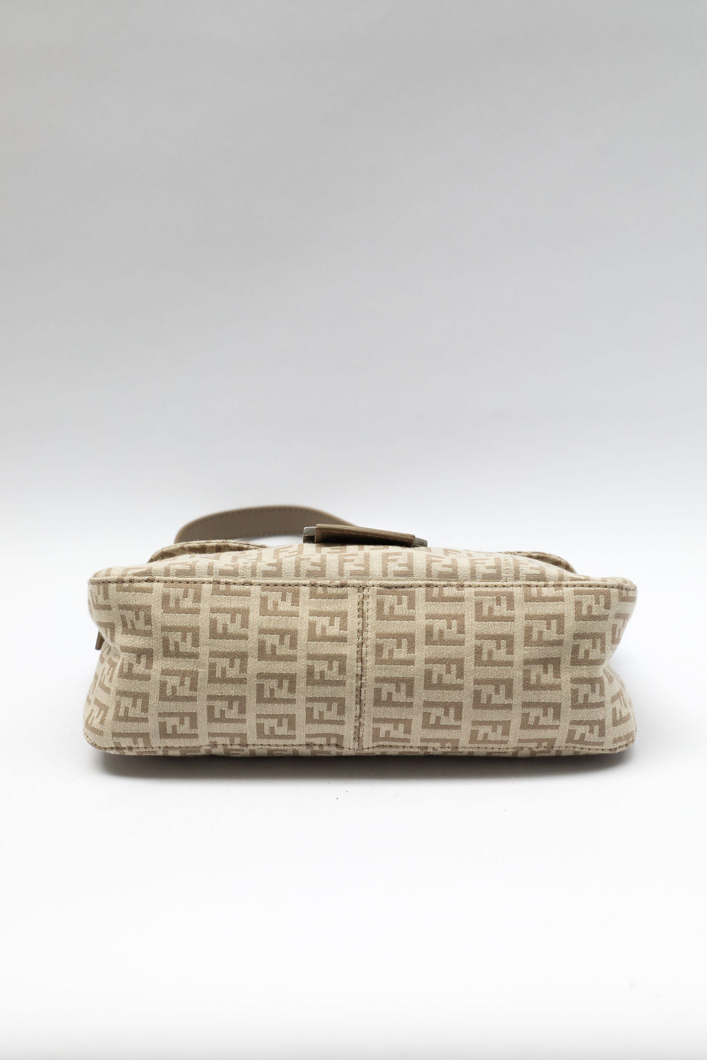 Fendi Zucca Baguette - Beige & Cream