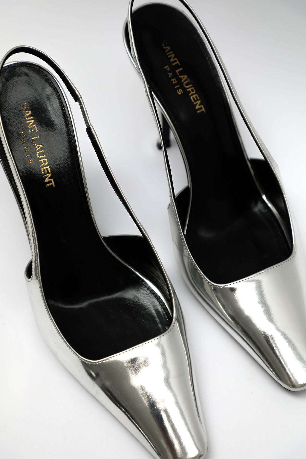 Yves Saint Laurent Blade 90 Metallic Leather Slingback Pumps (EU 39)