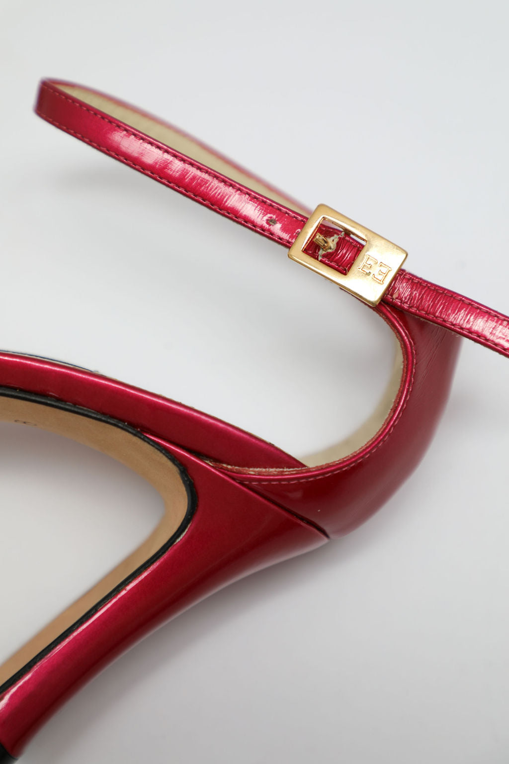 Escada Metallic Pink Leather Sandals (US 6.5)