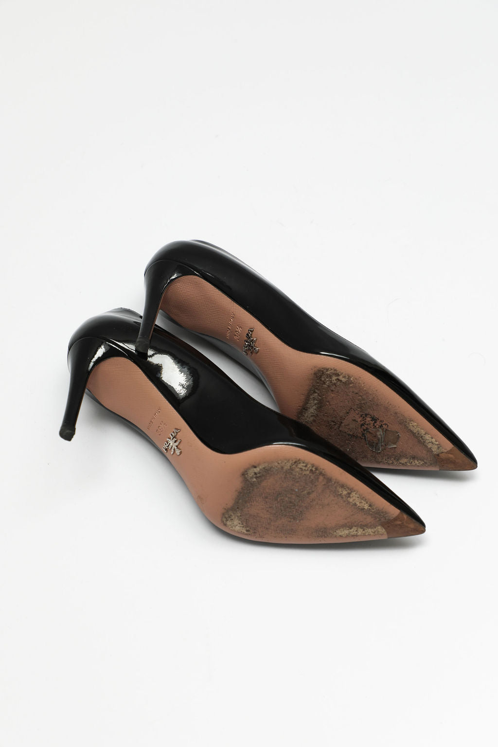 Prada Black Patent Leather Pointed-Toe Pumps (EU 39.5)