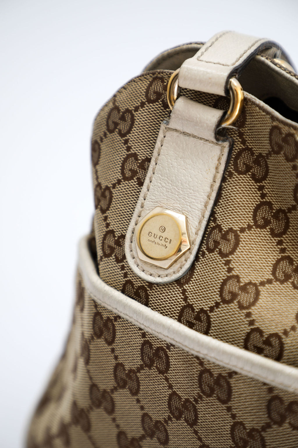 Gucci Monogram Charmy Tote Bag - Beige