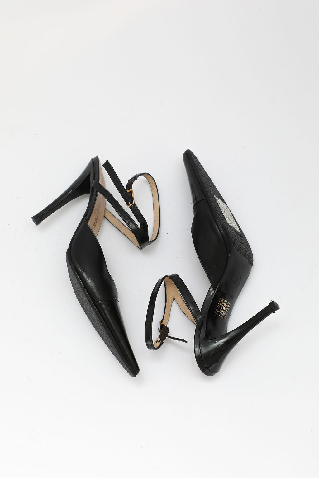 Chanel Black Leather Strappy Pumps (EU 38)