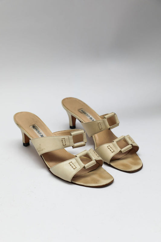 Manolo Blahnik Cream Leather Strappy Sandals (EU 38)