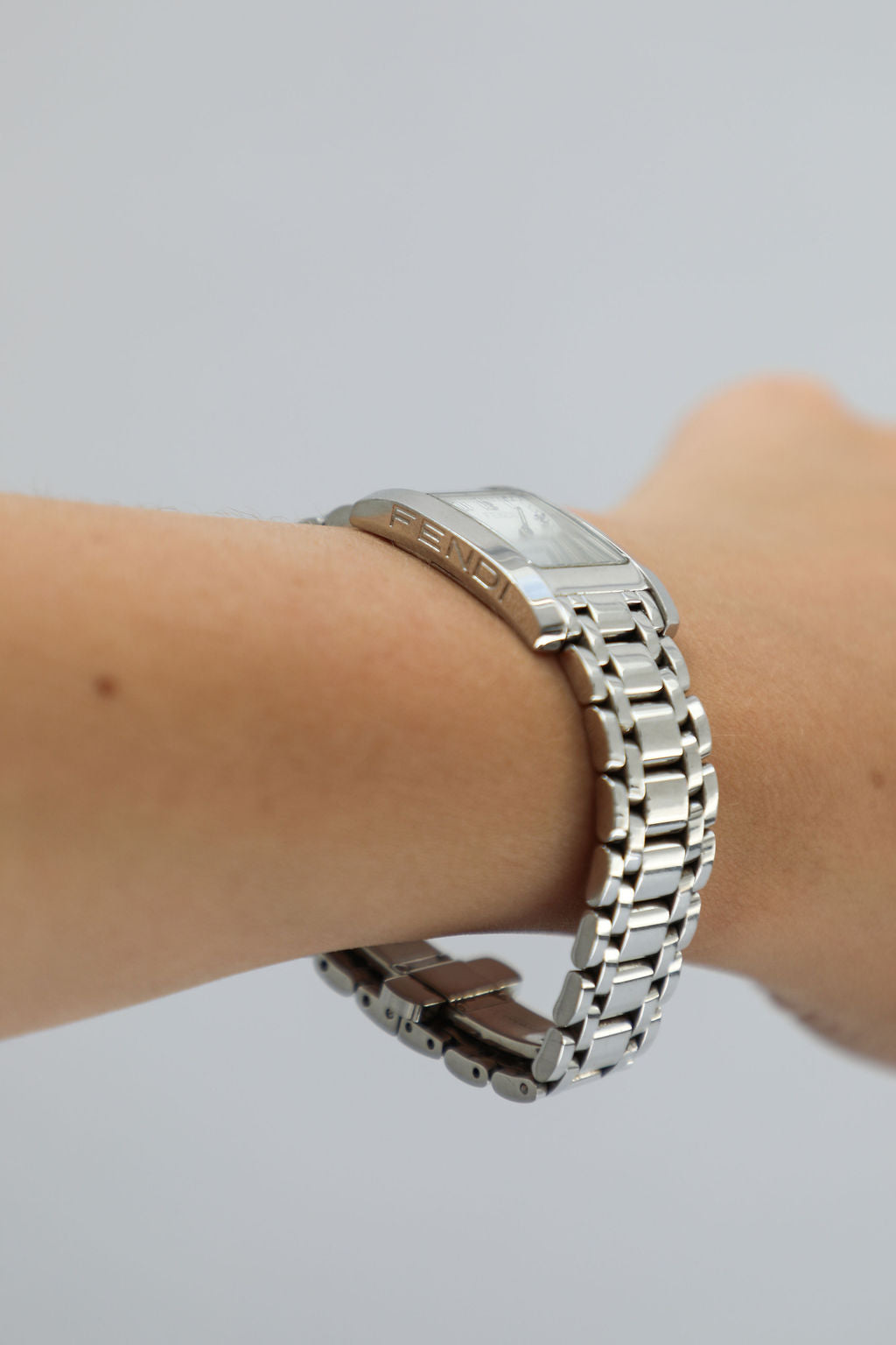 Fendi 7000L Watch - Silver Band & White Dial