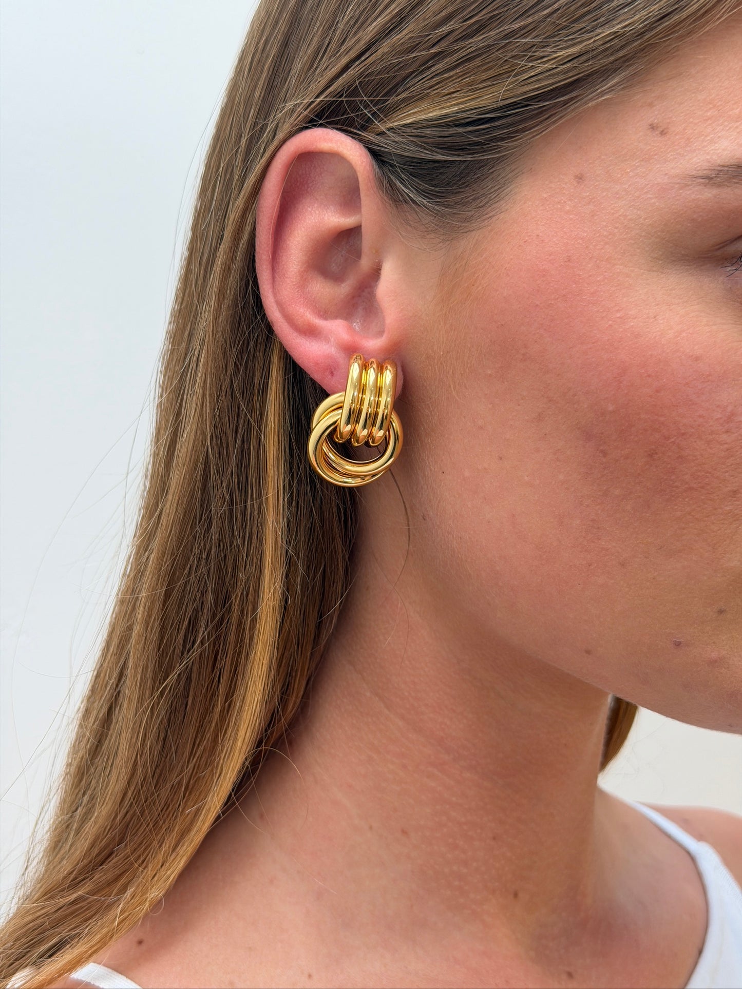Mini Knot Earrings Gold