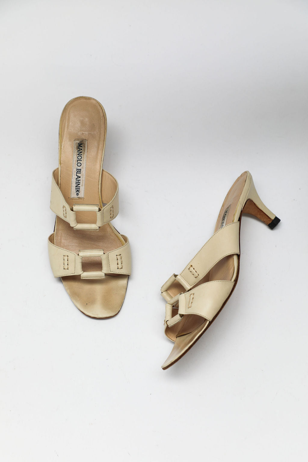 Manolo Blahnik Cream Leather Strappy Sandals (EU 38)