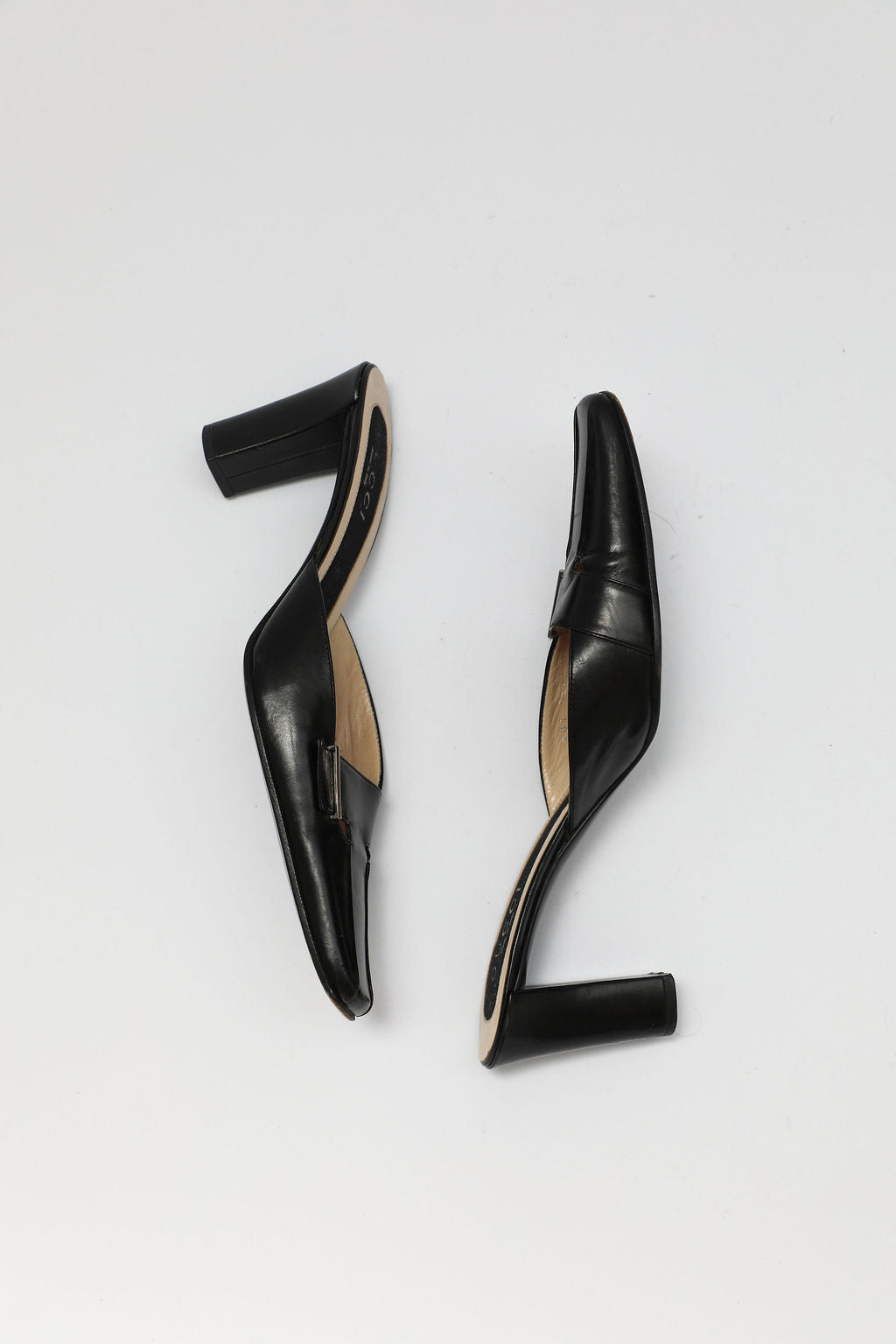 Gucci Black Leather Square-Toe Mules (US 9)