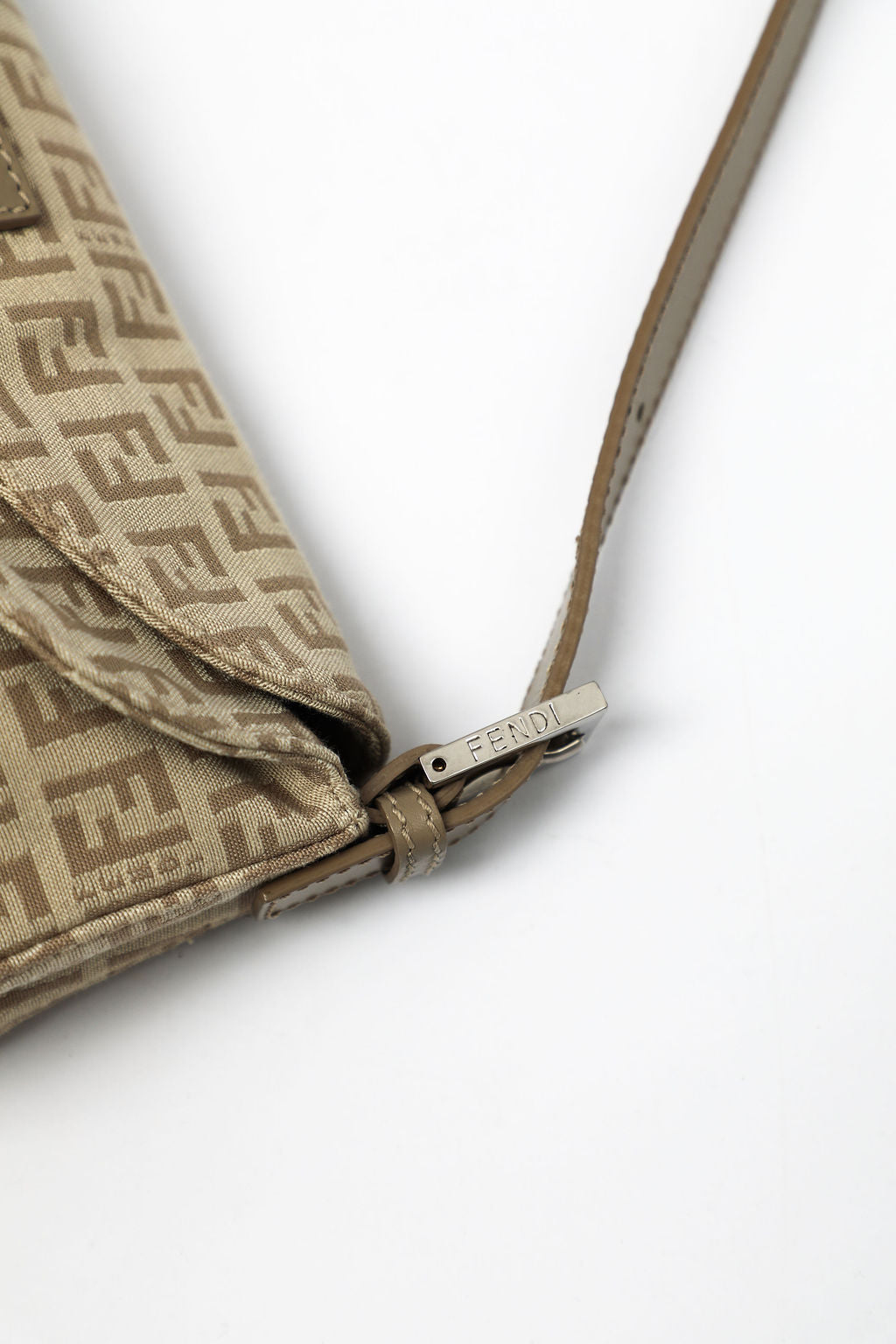 Fendi Zucca Baguette - Beige & Cream