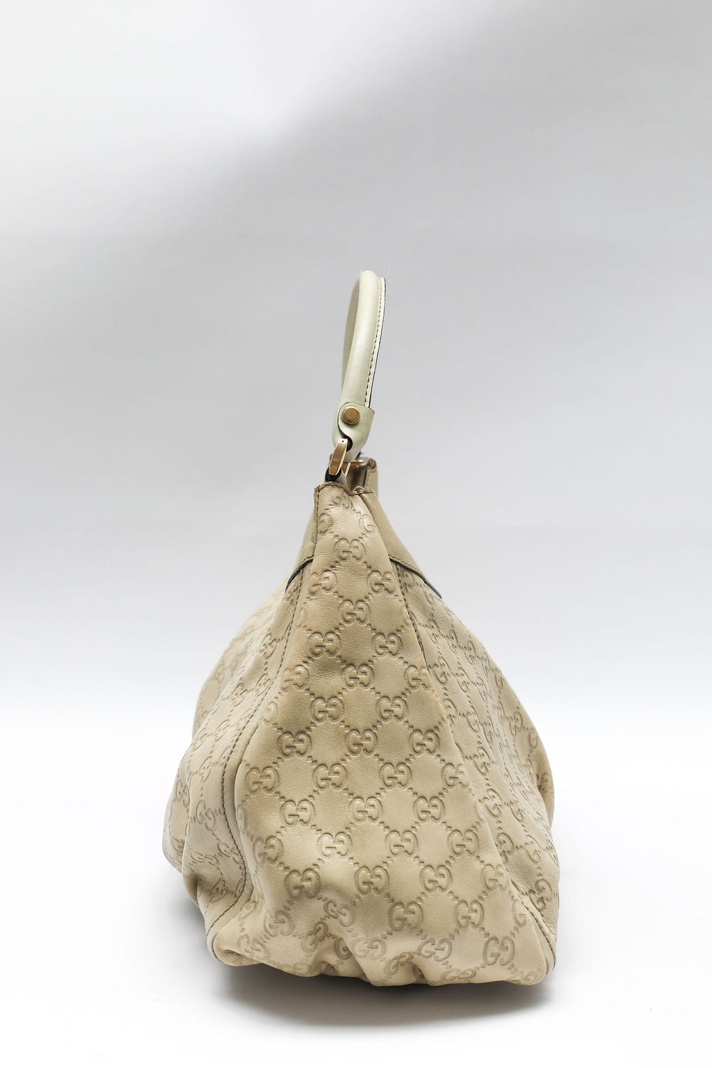 Gucci Abbey Guccisima Hobo Bag - Cream