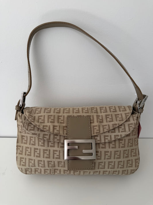 Fendi Zucca Baguette - Beige & Cream